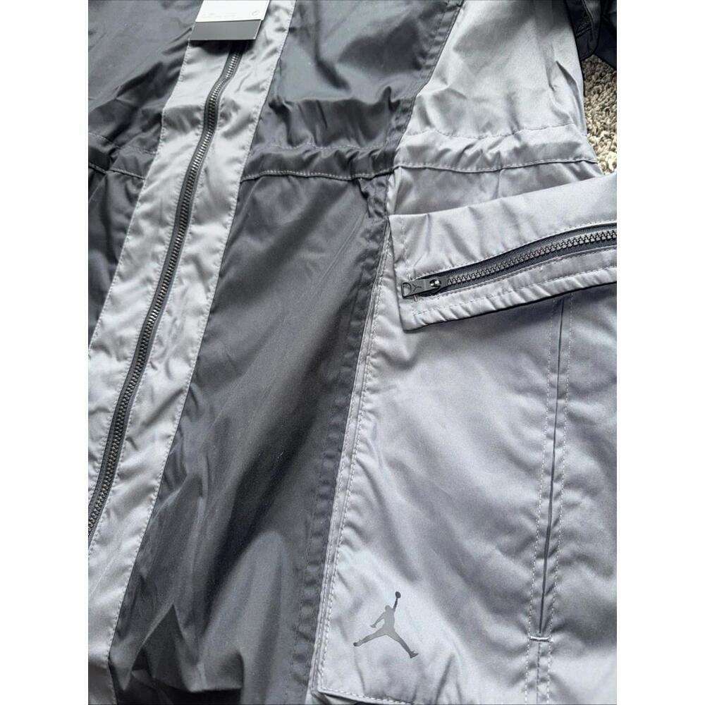 Nike Jordan Women's Color Block Next Utility Capsule Jacket (Medium, Gray/Black) - Picture 7 of 9